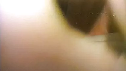 金髪babe運指彼女の滑り オナニー えろ 動画