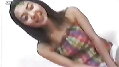 Randi嵐熱性プールの 無料 エロ 動画 ノーブラ