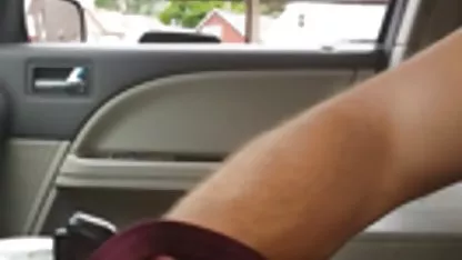 女の子との弾性お尻や車の問題に至ったメカニック 無 修正 erovideo