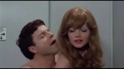 厚切りの切り身をこってりとオスプレッドAss Handjob マッサージ えろ